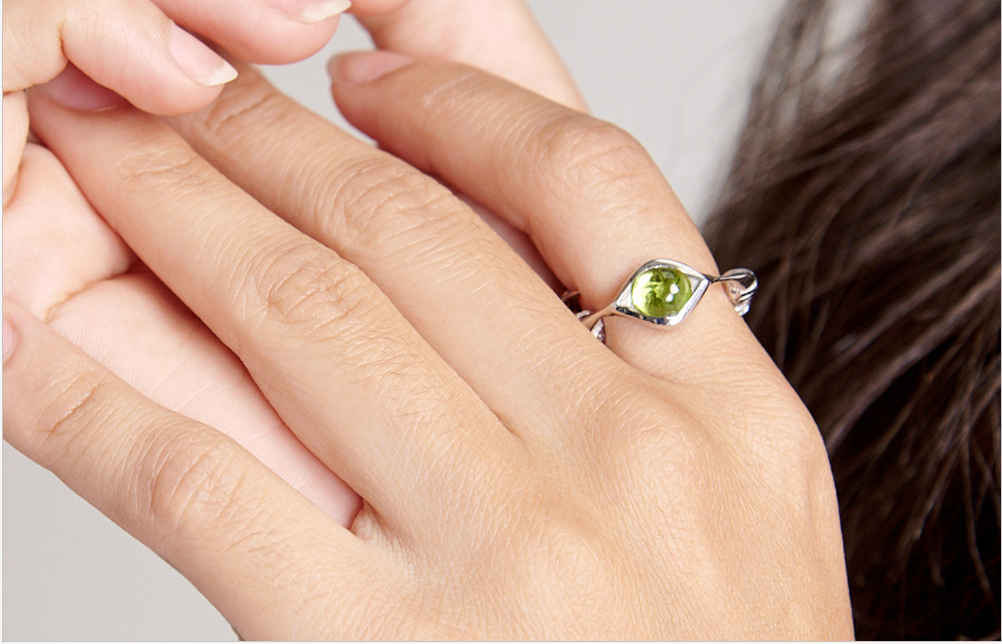 Eye feel you ring
